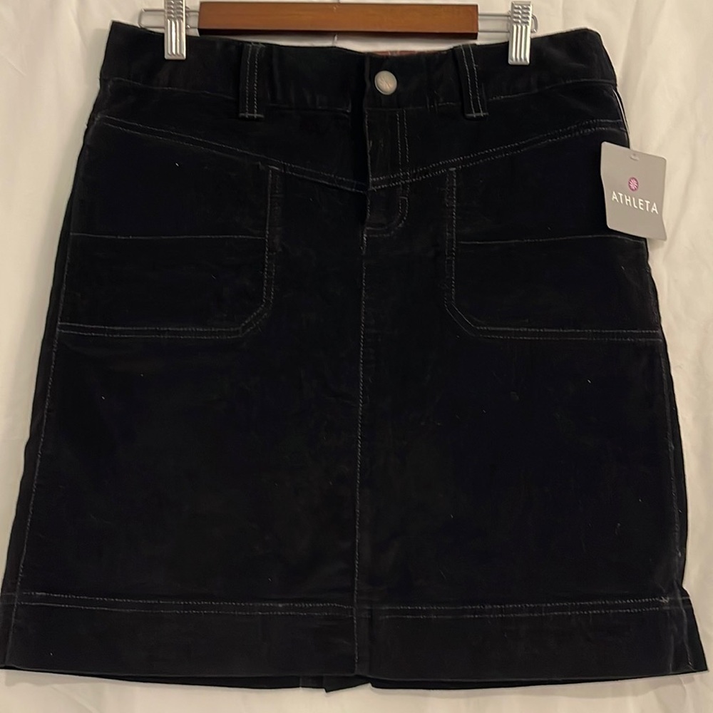 Women’s NWT Athleta Velvet Skirt